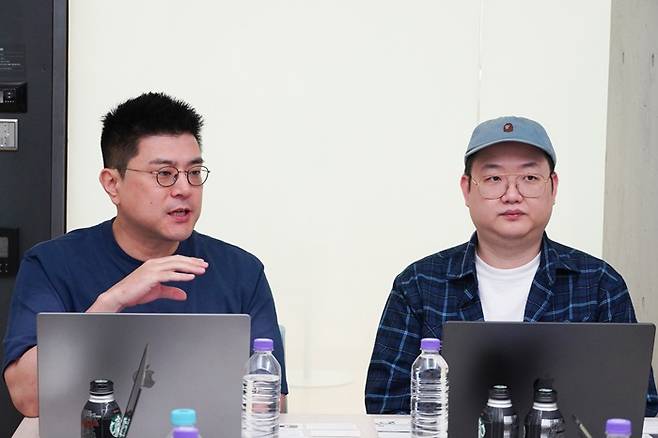 간담회에 참석한 김동선 총괄 PD(왼쪽)와 정중재 게임사업실장. 2025.06.05./사진=NHN