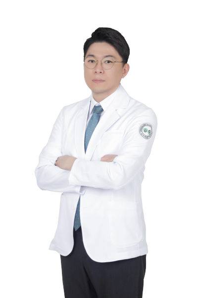 정윤교 강남나누리병원 척추내시경센터 부장./사진제공=강남나누리병원