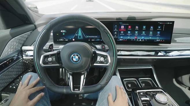 BMW '퍼스널 파일럿 L3' 사진 출처 : BMW그룹 홈페이지 캡처