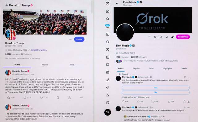 도널드 트럼프 미국 대통령의 트루스소셜 계정(왼쪽)과 일론 머스크 테슬라 최고경영자(CEO)의 엑스(X) 계정. 두 사람은 5일 각자 자신이 회사를 소유한 사회관계망서비스(SNS)를 통해 설전을 벌였다. 로이터 연합뉴스