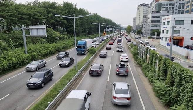 상습 정체를 빚는 서부간선도로