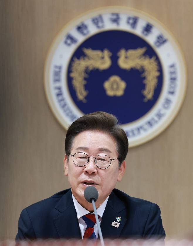 South Korean President Lee Jae-myung speaks at his first Cabinet meeting Thursday. Yonhap