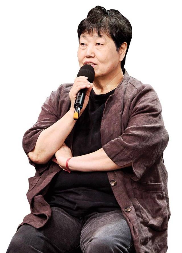 드라마 ‘노무사 노무진’을 연출한 임순례 감독은 “요즘 영화에 투자가 안 이뤄져서 새로운 도전을 해보자는 생각이었다”고 말했다. MBC 제공