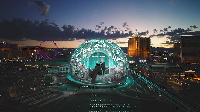 하나금융이 미국 라스베이거스 스피어에서 진행한 광고. [하나금융]