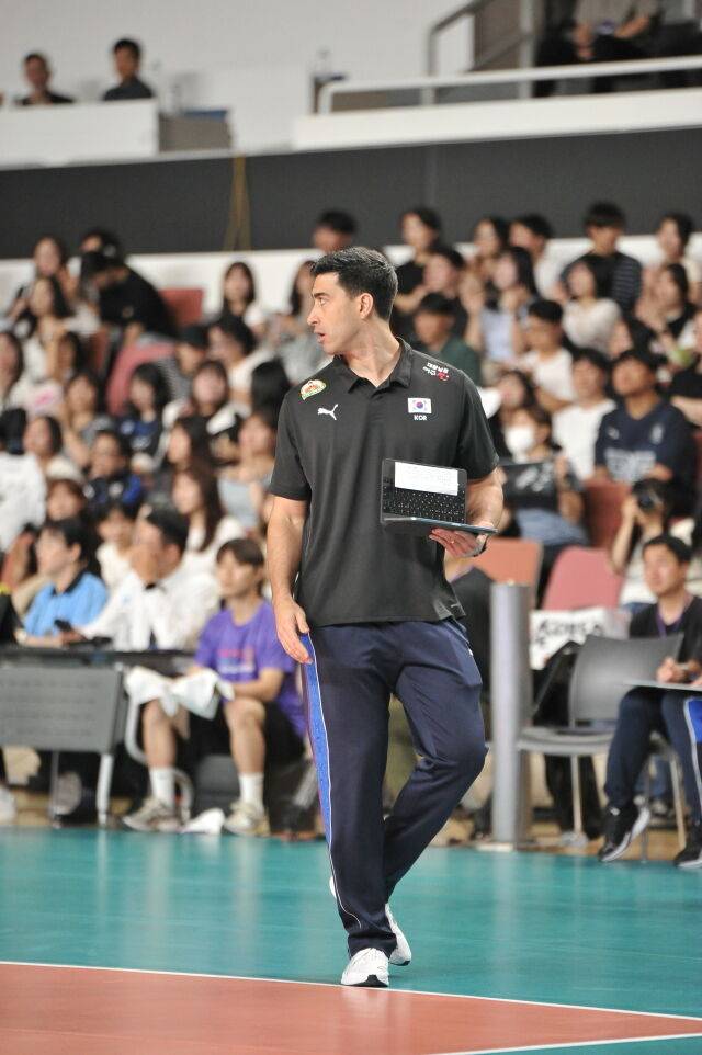 이사니예 라미레스 감독./대한배구협회