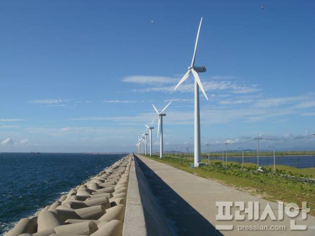 ▲군산 비응도 풍력발전단지. ⓒ군산시