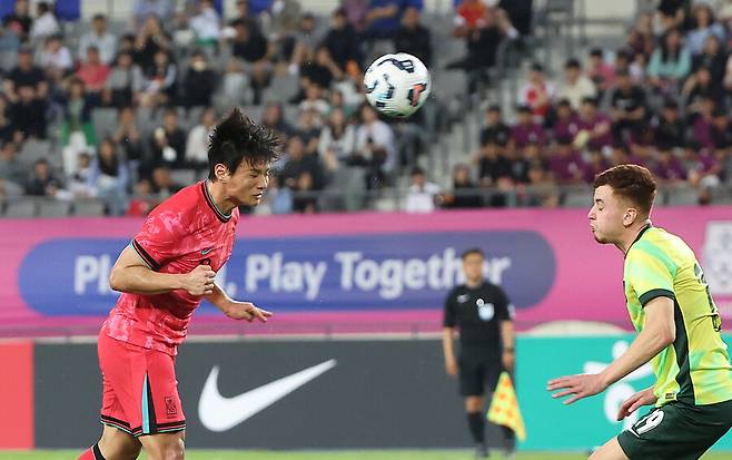 ▲ 5일 오후 용인 미르스타디움에서 대한민국 22세 이하(U-22) 대표팀과 호주 U-22 대표팀의 친선경기가 열렸다. 이민성호의 데뷔전으로 치러진 이날 양팀은 득점없이 무승부로 마쳤다. ⓒ 연합뉴스