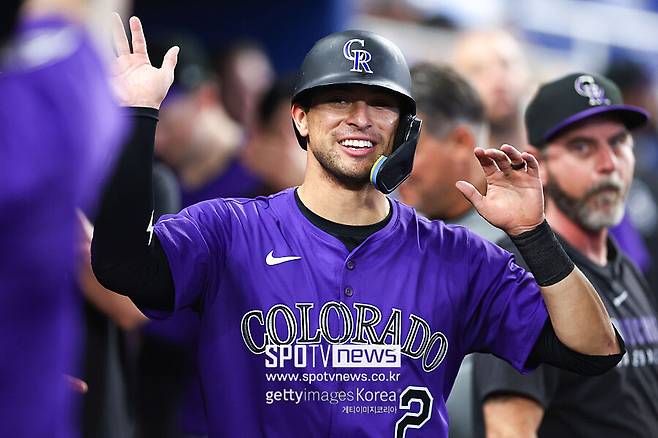 ▲ 5일(한국시간) 마이애미 말린스와 경기에서 득점 이후 기뻐하고 있는 타일러 프리맨.