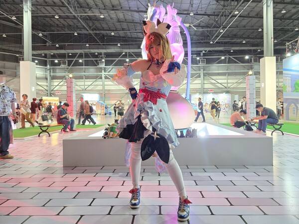 - 아몬드 아이 쏘 큐트