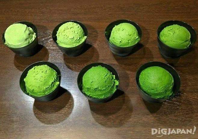 일본에서 엄청 핫했던 7단계 녹차 아이스크림