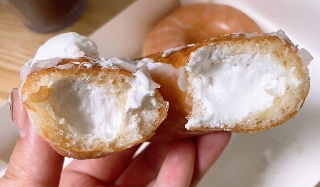 Internet_20250607_164603_8.jpeg 크리스피도넛 오리지널 우유크림필드 .jpg