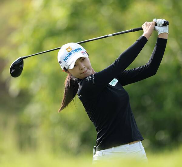 2025년 한국여자프로골프(KLPGA) 투어 셀트리온 퀸즈 마스터즈에 출전한 이가영 프로가 1라운드에서 경기하는 모습이다. 사진제공=KLPGA