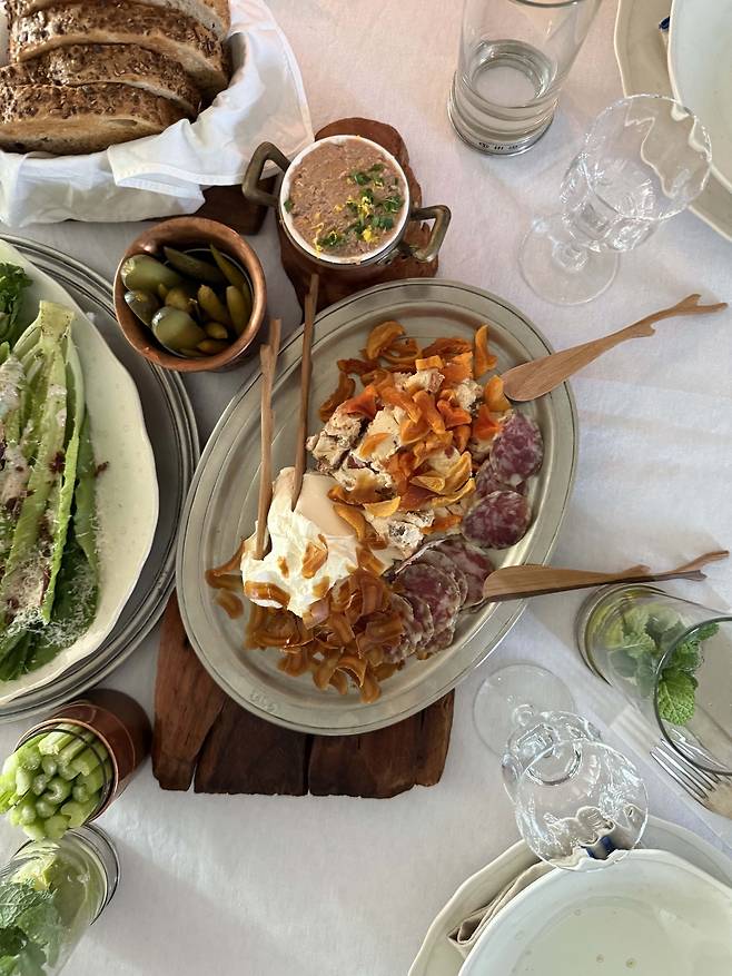 동그릇은 식탁 위에서도 크기와 상관없이 제 몫을 다 해낸다. 박민지씨 제공