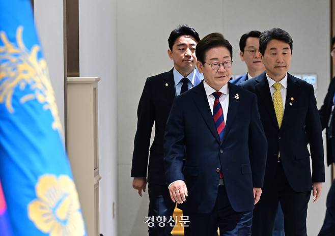 이재명 대통령이 지난 6월 5일 서울 용산 대통령실청사에서 취임 후 열린 첫 국무회의에 참석하고 있다. 김창길 기자