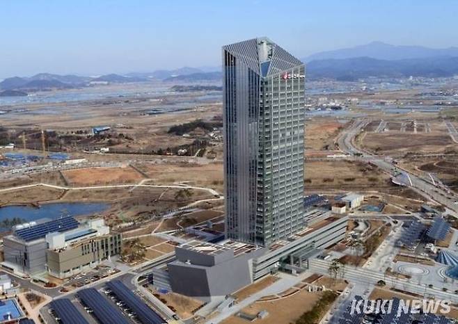 한국전력 본사 전경. 쿠키뉴스 자료사진&nbsp;&nbsp;