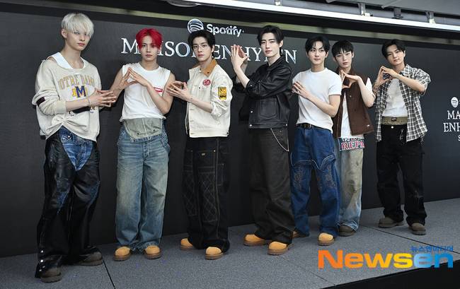 사진=왼쪽부터 니키, 희승, 제이크, 성훈, 정원, 선우, 제이/뉴스엔 유용주 기자