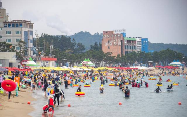 울산 진하해수욕장의 여름 풍경. 사진제공=울산시