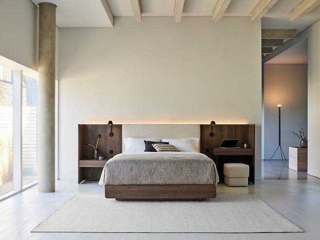 한샘 호텔 침대 ‘세레네차콜’ 색상.(사진=한샘)