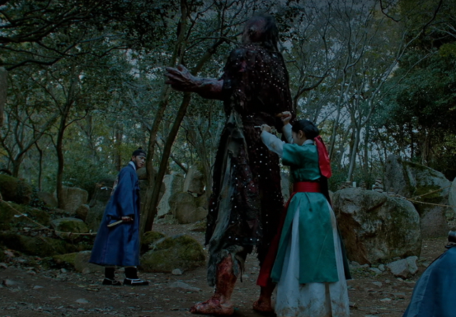 '귀궁'의 팔척귀. SBS 캡처