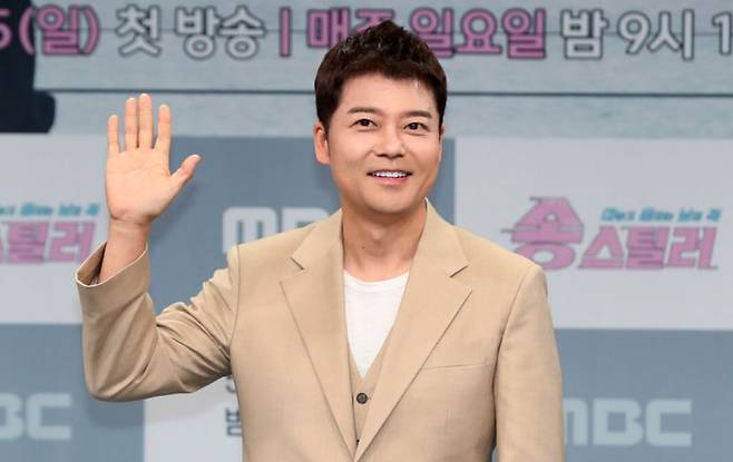 전현무가 예상치 못한 진단에 충격을 받았다. 뉴시스