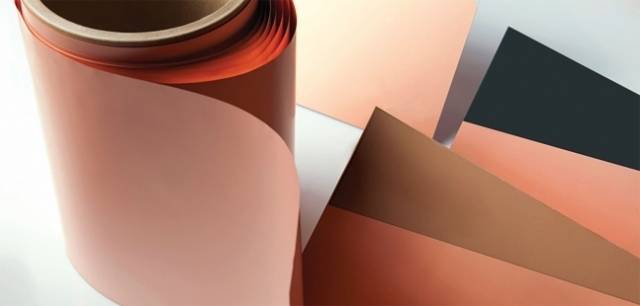 두산의 동박적층판(CCL) 제품. 사진 제공=두산