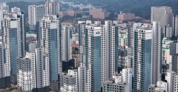 경기 과천 신축 아파트 단지. 뉴스1