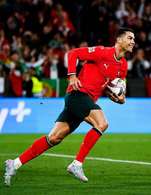 9일 열린 유럽축구연맹 네이션스리그(UNL) 결승 스페인과 경기에서 동점골을 넣은 뒤 세레머니하는 포르투갈 축구대표팀 주장 크리스티아누 호날두