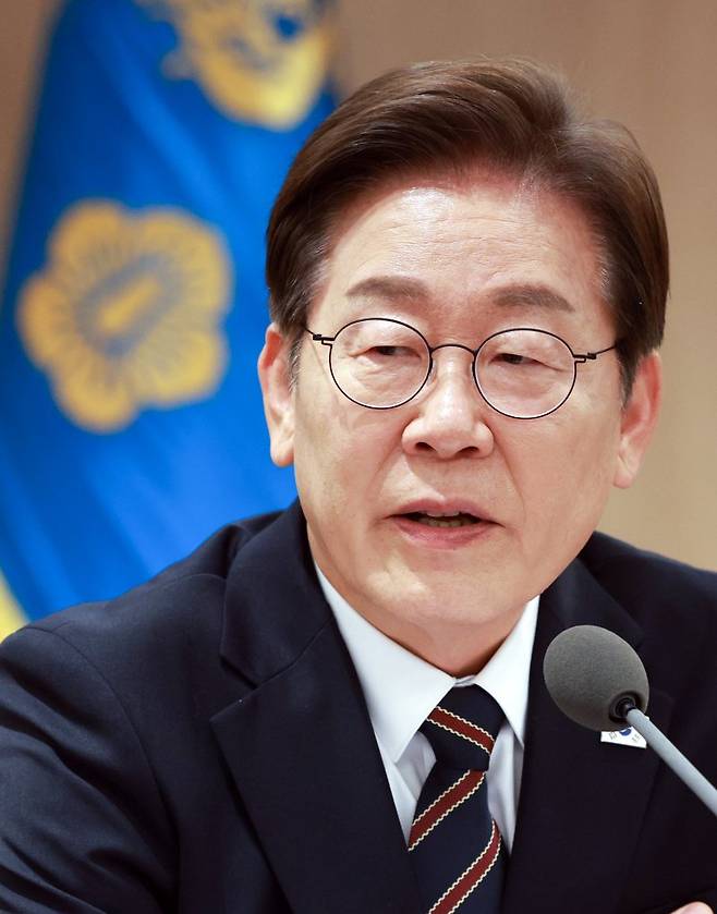 이재명 대통령이 9일 서울 용산구 대통령실 청사에서 열린 2차 비상경제점검 태스크포스(TF)회의에서 발언하고 있다. 사진=뉴시스