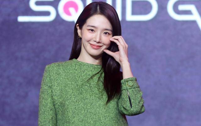 배우 박규영이 9일 오전 서울 용산구 드래곤시티에서 열린 넷플릭스 시리즈 오징어게임 시즌3(감독 황동혁) 제작발표회에서 포즈를 취하고 있다. 뉴시스