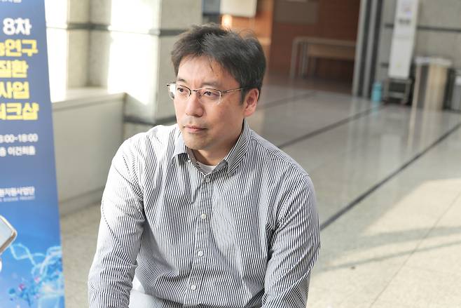 지난 5일 서울대 암연구소에서 개최된 '제8차 유전체·기능연구 기반 희귀질환 진단지원 사업 기능코어 워크숍'에서 만난 배상수 서울대 의대 교수. 배 교수는 이날 '유전자 편집 기술을 활용한 치료 전략과 전망'을 주제로 발표했다. 사진 서울대병원