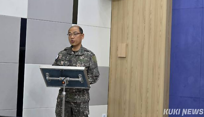 합동참모본부 이성준 공보실장이 지난달 8일 오전 서울 국방부에서 열린 정례 브리핑에서 '25 태극연습'에 대해 설명하고 있다. 조진수 기자