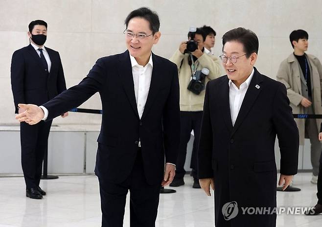 지난 3월 이재용 회장을 만난 이재명 대통령 [사진출처=연합뉴스]