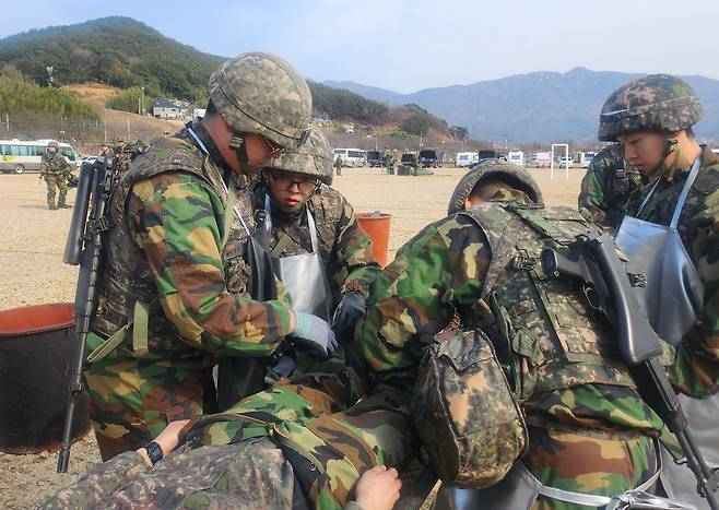 육군 제39보병사단이 경남 양산시 전시 중원전력지원시설에서 ‘2025년 자유의 방패’ 한미 연합 훈련을 하고 있다. 2025.3.12 [연합뉴스]
