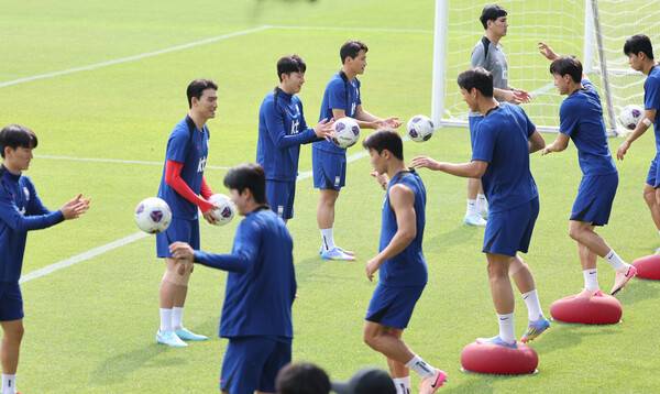 ▲ 홍명보 축구대표팀 감독은 쿠웨이트전에서 젊은 선수들의 출전을 예고했다. ⓒ연합뉴스
