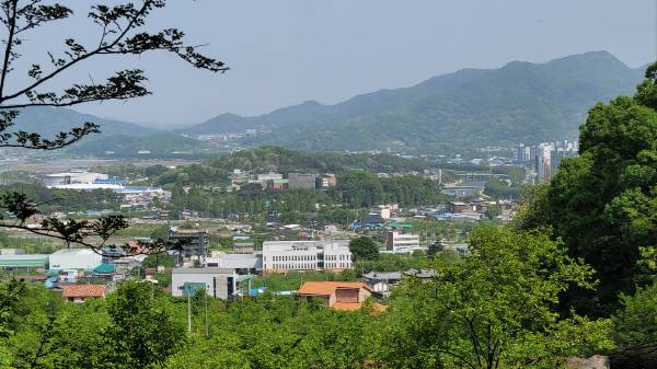 성황사에서 바라본 상주 시내 전경. 김범진기자