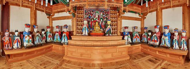 군위 인각사 명부전 석조불상. 대구시 제공&nbsp;