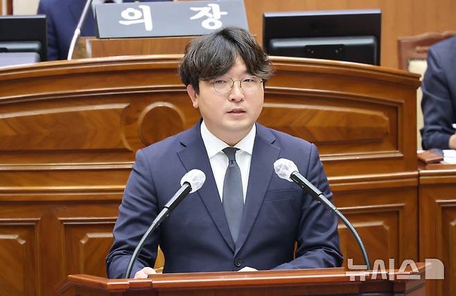 [전주=뉴시스]윤난슬 기자 = 장병익 전주시의원(완산동, 중화산1·2동).(사진=전주시의회 제공)