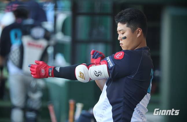 롯데 자이언츠 시절의 한동희. /사진=롯데 자이언츠