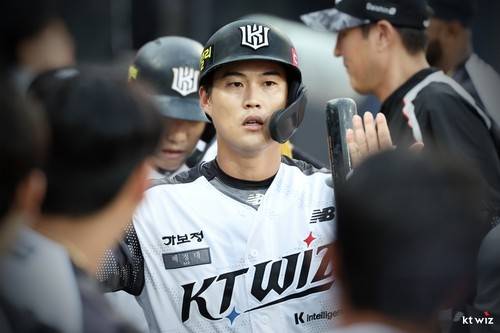 3회 동점 2점 홈런을 친 kt 배정대 [kt wiz 제공. 재판매 및 DB 금지]