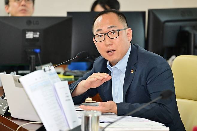 산건위 소속 손근호 위원.