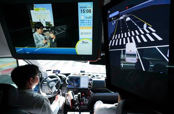 자율주행 중인 탐라자율차. ⓒ헤드라인제주