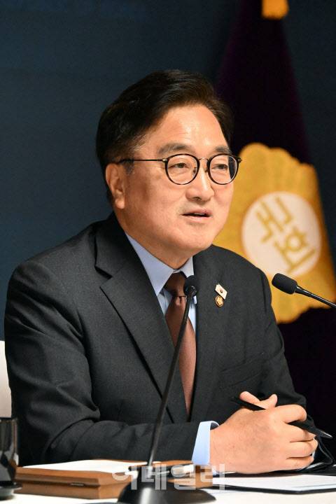 우원식 국회의장이 11일 오전 서울 여의도 국회 사랑재에서 열린 취임 1주년 기자간담회에서 발언하고 있다. (사진=노진환 기자)
