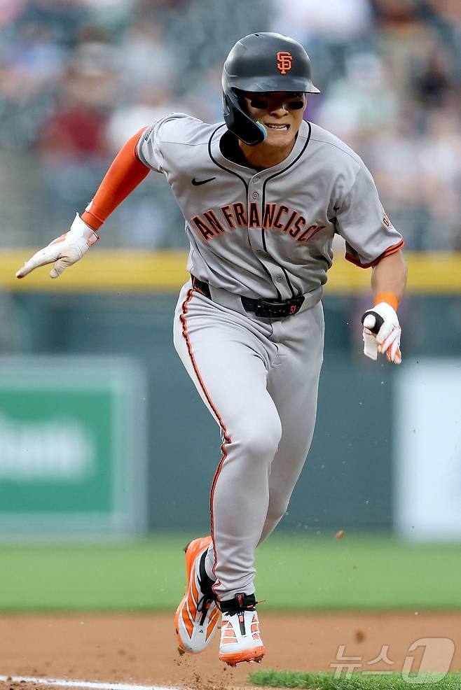 샌프란시스코 자이언츠 이정후는 11일(한국시간) 열린 2025 메이저리그 콜로라도 로키스전에서 5타수 1안타 2득점을 기록했다. ⓒ AFP=뉴스1