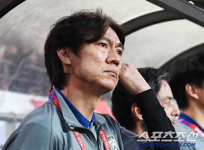 10일 서울월드컵경기장에서 열린 대한민국과 쿠웨이트의 2026년 북중미월드컵 아시아 3차예선 B조 최종전. 홍명보 감독이 경기를 준비하고 있다. 상암=정재근 기자 cjg@sportschosun.com/2025.6.10/