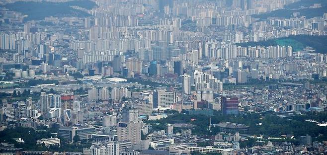 서울 집 값이 거래량 증가와 함께 다시 들썩이고 있다. ⓒ뉴시스