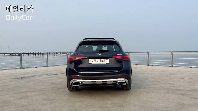 메르세데스-벤츠 GLC 300 4MATIC