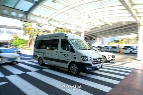 자율주행차량인 탐라자율차. 제주도 제공