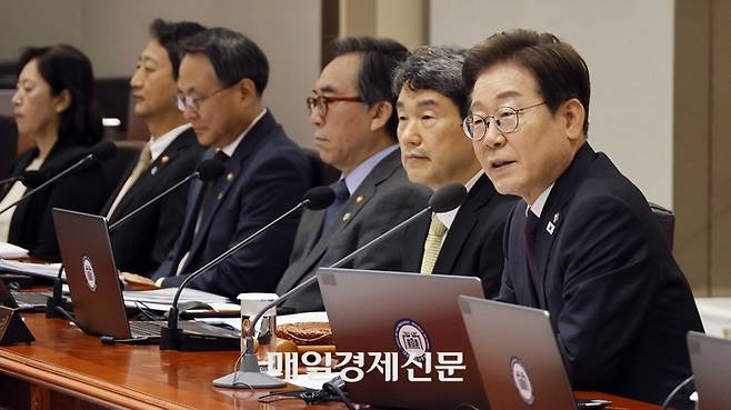 이재명 대통령이 10일 서울 용산구 대통령실 청사에서 열린 국무회의에서 모두 발언을 하고 있다. 2025.06.10 [대통령실사진기자단 매일경제 김호영]