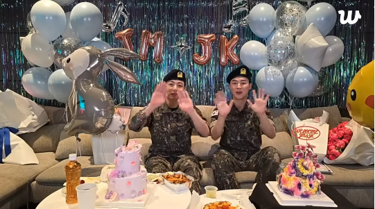 방탄소년단(BTS)의 지민과 정국이 드디어 팬들 곁으로 돌아왔다. 사진=위버스 제공