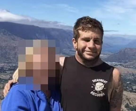 2017년 배관공으로 일하다 2200만달러 파워볼에 당첨된 조슈아 윈슬렛 [AAP]